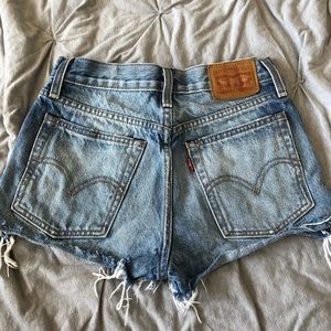 levi’s denim shorts